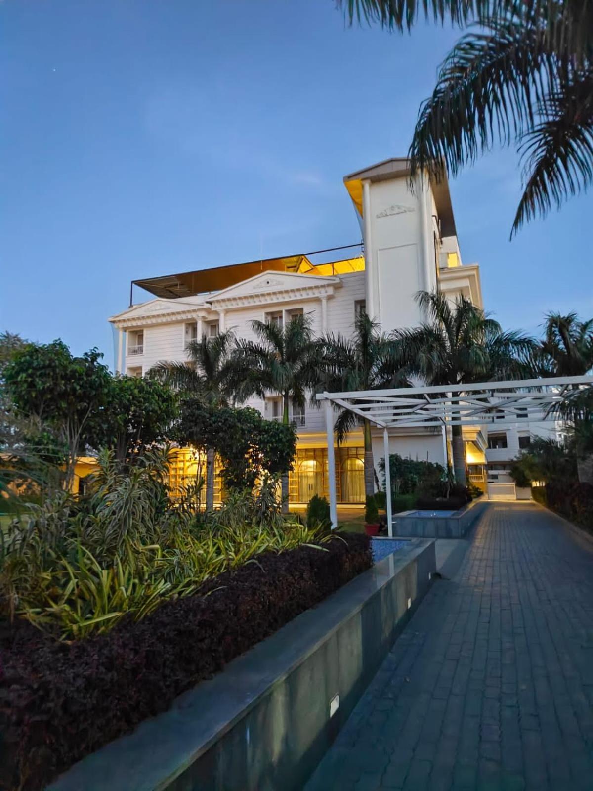 Hotel Jai Vilas Bhilwara Exteriör bild